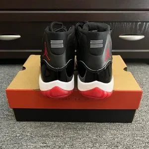 NIKE 2019 Air Jordan 11 Retro Playoffs Bred 9.5 NIB Jordan | Shoes | Nike 29 Air Jordan 11 Retro Playoffs Bred  main image 2